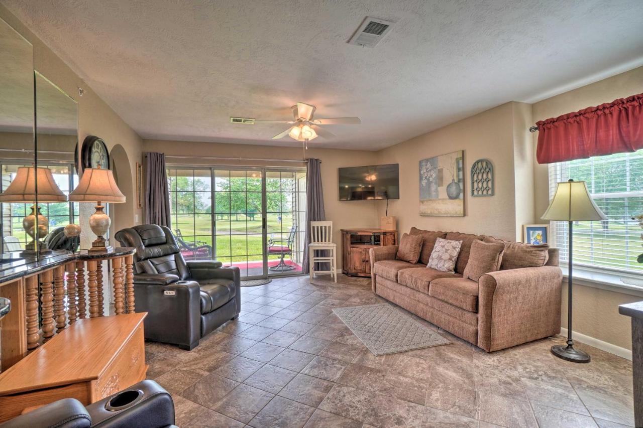 Appartement With Scenic Patio And Pool Access Branson